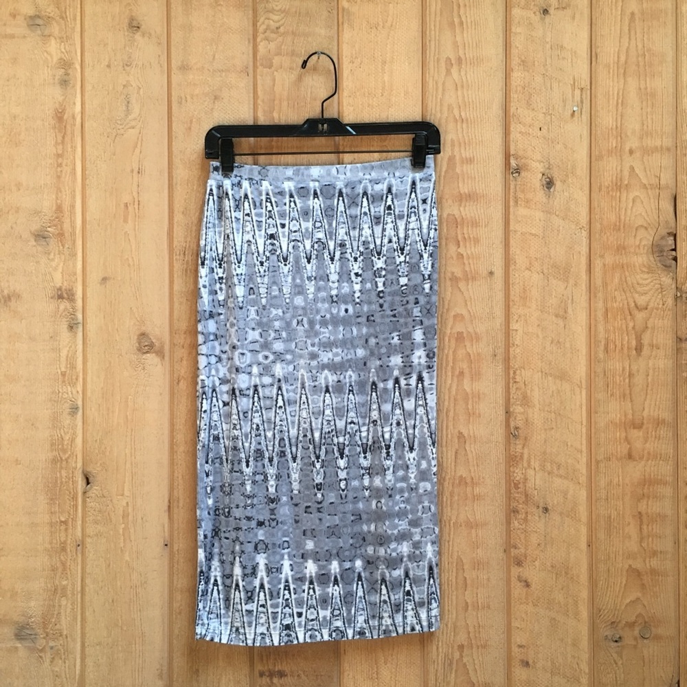 Matty M Tye Dye Skirt Gray Black Size Small